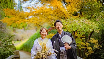 紅葉でおしゃれなウエディングフォト撮影