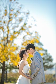 結婚式ロケーションフォト紅葉で前撮り撮影05