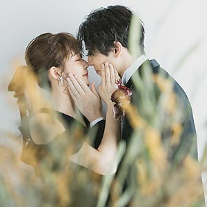 おしゃれな結婚式前撮りフォトウエディング