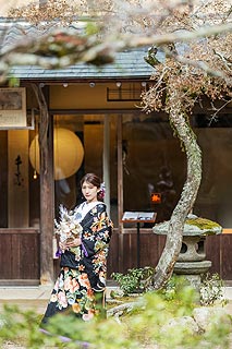 宮島で美しいウエディングフォト撮影01