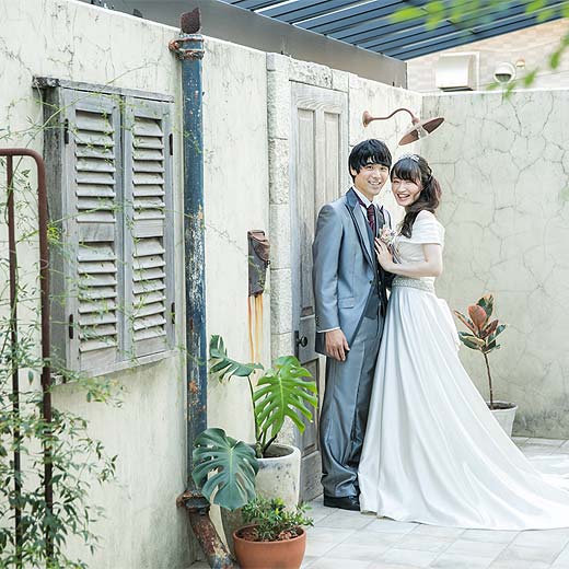 浜松志都呂の写真館で結婚式前撮りテラススタジオギャラリー05